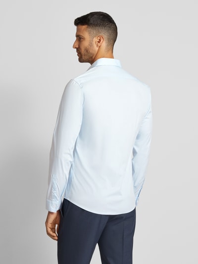 Lindbergh Slim Fit Freizeithemd mit Kentkragen Hellblau 5