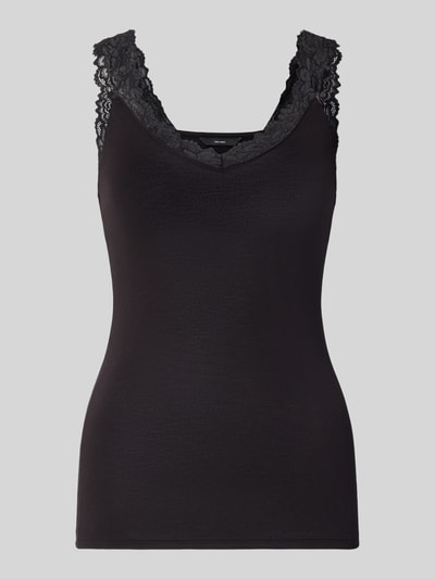 Produktfoto, Slim Fit Tanktop aus Viskose-Mix Modell 'ROSA' von VERO MODA in Schwarz mit Spitzenbesatz am Ausschnitt, glatte Textur