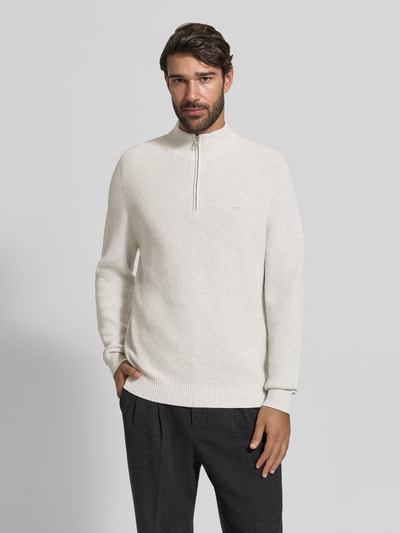 Fynch-Hatton Sweter z dzianiny o kroju regular fit z czystej bawełny z kołnierzem zapinanym Złamany biały 4