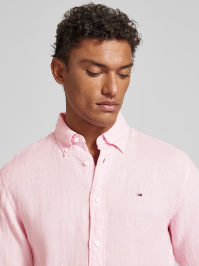 Tommy Hilfiger Regular Fit Leinenhemd mit Button-Down-Kragen Pink 3