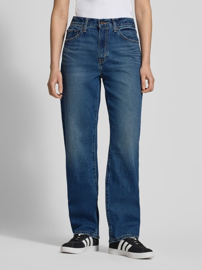 Kobiece modelka nosi Loose Fit Jeans im 5-Pocket-Design Modell 'EASY DAD' od Levi's®, czysta bawełna, szeroki krój, przód, zdjęcie całej sylwetki.