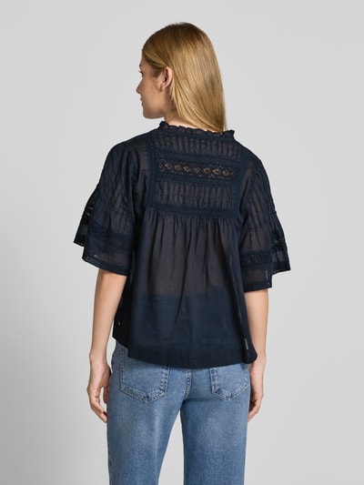 Neo Noir Bluzka o kroju relaxed fit z koronką szydełkową model ‘Siama’ Granatowy 5