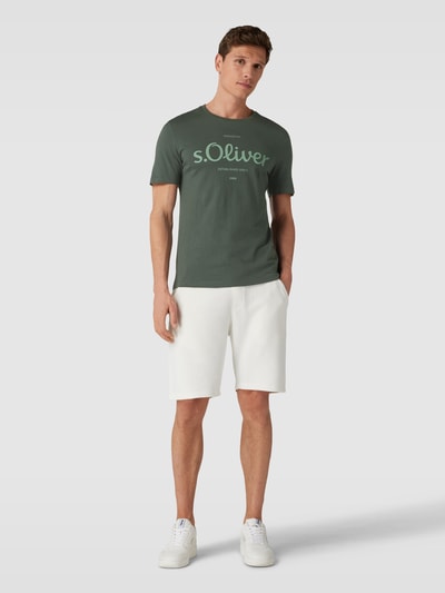 s.Oliver RED LABEL T-Shirt mit Label-Print Oliv 1