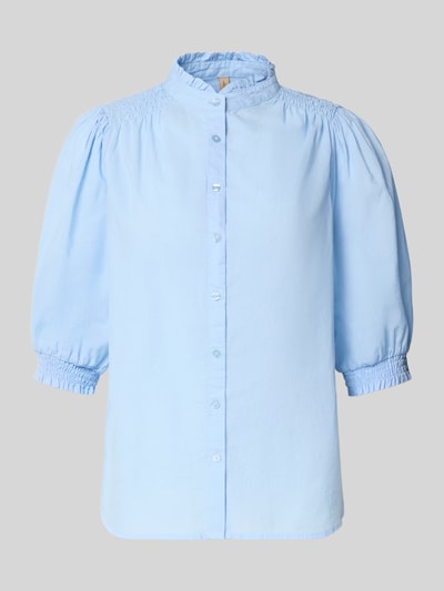 Produktfoto, hellblaue Regular-Fit Damen Bluse von Soyaconcept aus Reine Baumwolle mit Stehkragen, Puffärmel und Knopfleiste Modell 'CALISTE'
