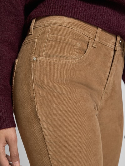 Brax Spodnie sztruksowe o kroju slim fit z mieszanki bawełny model ‘Mary’ Camel 3