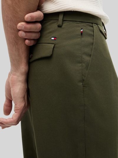 Tommy Hilfiger Chinosy o kroju tapered fit z mieszanki bawełny model 'Harlem' Khaki 3