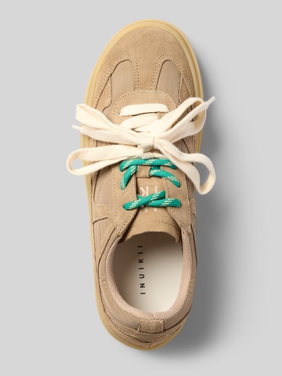 Productfoto, Sneaker aus Leder Modell 'LYNN' van INUIKII in beige met afgeronde punt, vetersluiting, rubberzool, maat 40, hakhoogte 3 cm, schachthoogte 7 cm, schachtbreedte 7 cm, dames