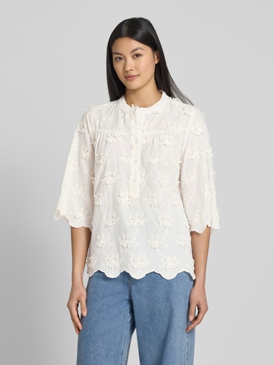 LOLLYS LAUNDRY Bluse mit Häkelspitze und Wellensaum Modell 'Louise' Offwhite 4