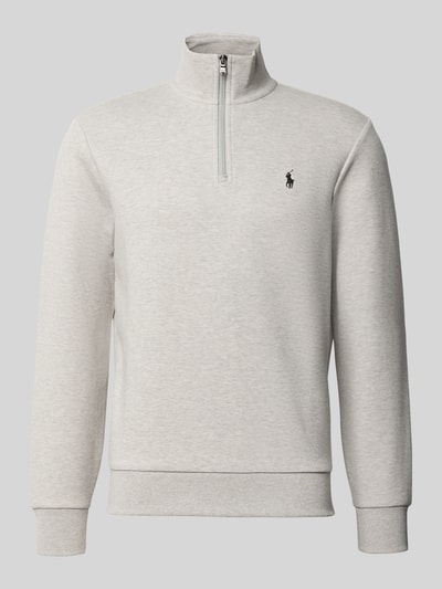 Produktfoto, hellgrauer Regular Fit Troyer aus Baumwoll-Mix von Polo Ralph Lauren mit Zipper und Struktur für Herren, neutraler Hintergrund