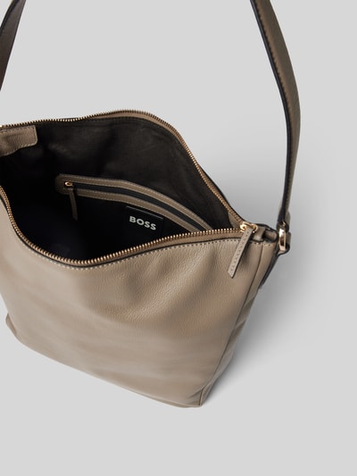 BOSS Lederhandtasche mit Label-Applikation Modell 'Alyce' Taupe 5