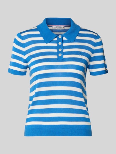 Productfoto, Regular Fit Poloshirt uit lyocell-zijde-mix van Tommy Hilfiger met all-over streeppatroon, logo-stitching en fijne breistructuur.