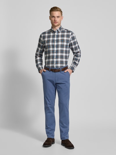 Christian Berg Men Regular Fit Chino mit Gürtelschlaufen Ocean 1