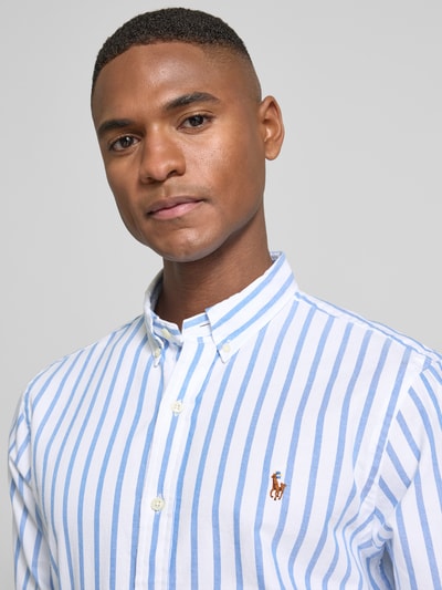 Polo Ralph Lauren Koszula casualowa o kroju slim fit z kołnierzykiem typu button down i wyhaftowanym logo Jasnoniebieski 3