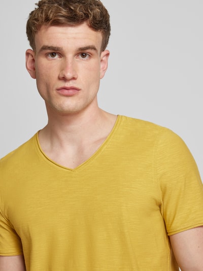 MCNEAL T-shirt z dekoltem w serek Ciemnożółty 3