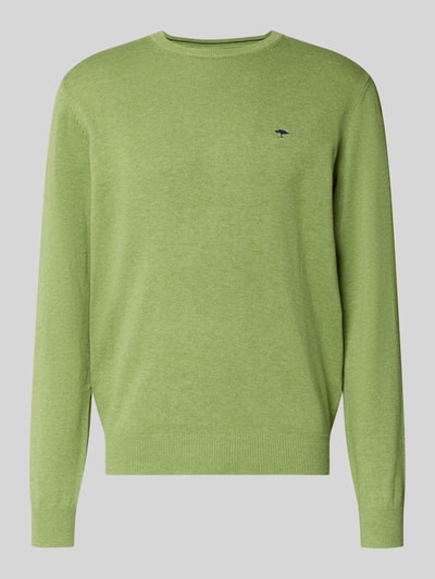 Produktfoto, Strickpullover mit gerippten Abschlüssen von Fynch-Hatton in grün, reine Baumwolle, Regular-Fit, Rundhalsausschnitt, Label-Stitching.