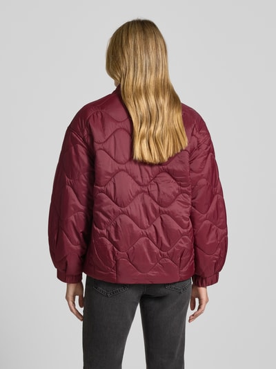 YAS Kurtka pikowana z wpuszczanymi kieszeniami model ‘TUCCO’ Bordowy 5