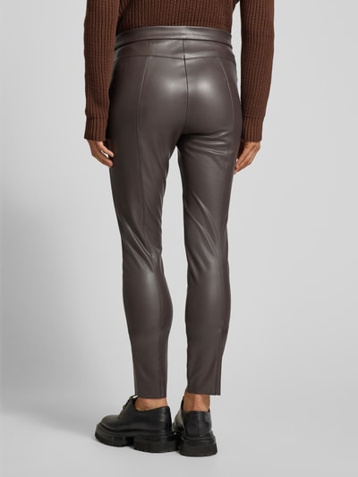 Raffaello Rossi Skinny Fit Hose in Leder-Optik Dunkelbraun 5