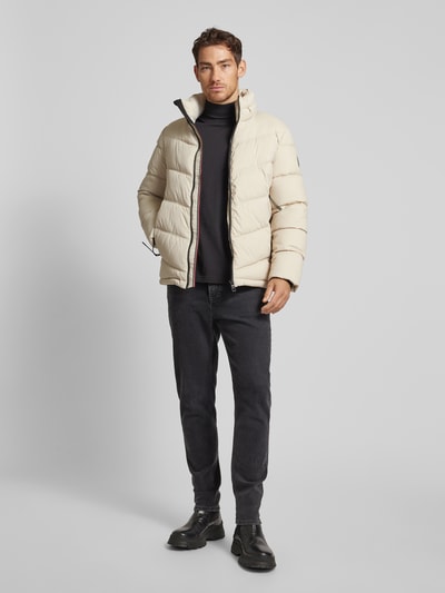 Tom Tailor Regular Fit Steppjacke mit verstaubarer Kapuze Offwhite 1