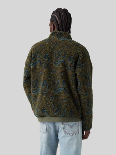 Levi's® Boxy Fit Fleecejacke mit Stehkragen Modell 'NOLAN' Khaki 5