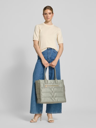 BOGNER Handtasche mit Steppnähten Modell 'wallis tessuto maylin' Schilf 1