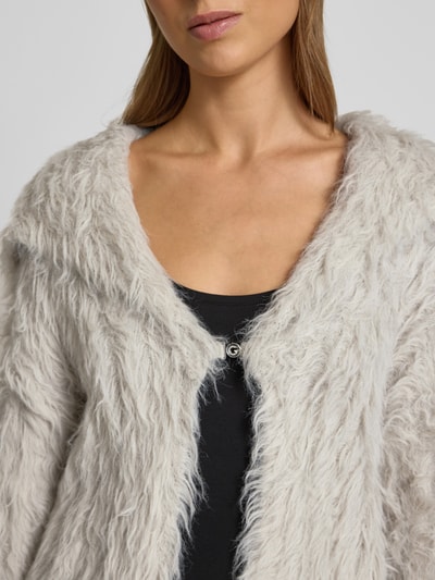 Guess Strickjacke aus Effektgarn Modell 'LARA FUZ RIB CARDIGAN' Stein 3