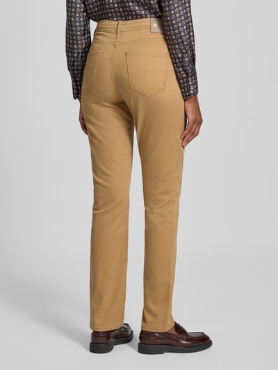 Brax Jeansy o kroju straight fit z 5 kieszeniami model ‘STYLE.CAROLA’ Camel 5