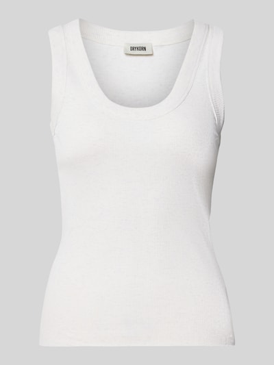 Produktfoto, Tanktop aus reiner Baumwolle von DRYKORN, kolor biały, Efekt prążkowania, krój slim fit, dekolt w łódkę, Długość tyłu w rozmiarze S: 55 cm