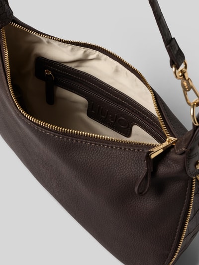 Produktfoto, Shoulder Bag in Leder-Optik Modell 'Kaliska' von Liu Jo White, braune strukturierte Oberfläche, goldener Reißverschluss, Innenfach, abnehmbare Schulterriemen, Logo-Detail, 33x22x10 cm, Länge Schulterriemen 52 cm
