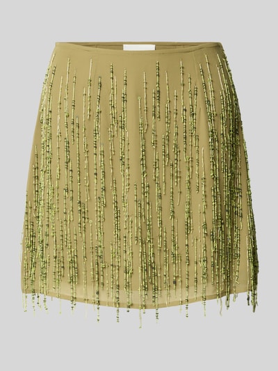 Produktfoto, Minirock mit Perlen Modell 'RHEA' von Topshop aus olivgrünem Chiffon, gerader Schnitt, Perlenverzierung, strukturierte Textur