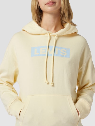 Levi's® Hoodie mit Label-Print Ecru 3