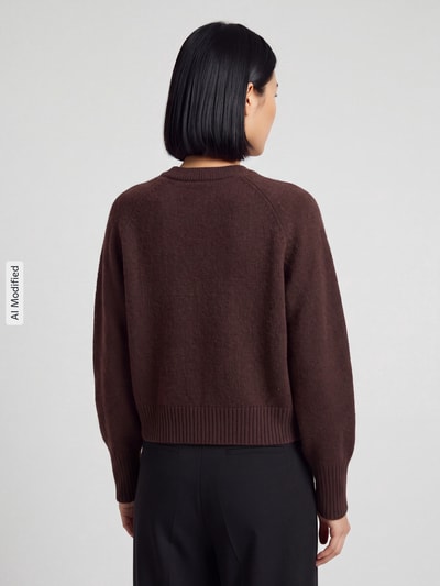 Jake*s Casual Strickjacke aus reiner Wolle mit Label-Detail Schoko 5