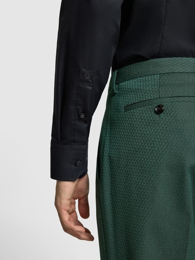 BOSS Koszula biznesowa o kroju slim fit z bawełny z kołnierzykiem typu kent model ‘HANK’ Czarny 3