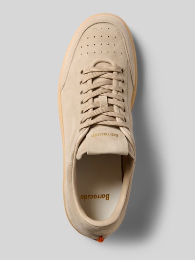 Produktfoto, Sneaker aus echtem Leder mit Logo-Detail van Barracuda in beige met afgeronde pasvorm, vetersluiting, hakhoogte 3 cm, schachthoogte 8 cm, schachtbreedte 10 cm, fijn suède oppervlak en zichtbaar logodetail