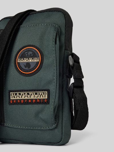 Napapijri Umhängetasche mit Label-Badges Modell 'VOYAGE' Khaki 3