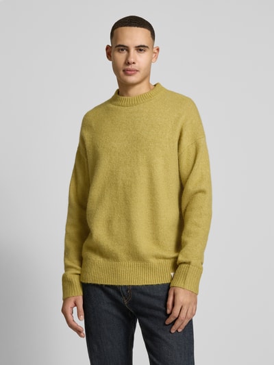 Calvin Klein Jeans Strickpullover mit überschnittenen Schultern Oliv 4