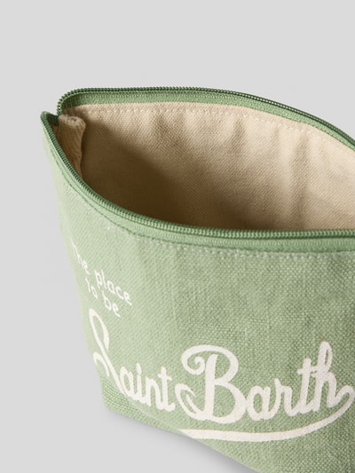 Produktfoto, Kosmetiktasche aus Leinen mit Statement-Print Modell 'ALINE' von MC2 Saint Barth in Grün mit weißem Print, strukturierte Oberfläche, Hauptfach mit Reißverschluss, schlichte Form, Damen Kosmetiktasche
