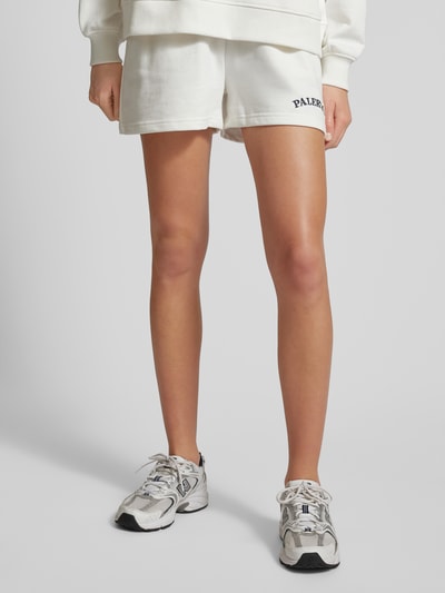 Gina Tricot Flared Shorts mit Stitching-Detail Offwhite 4