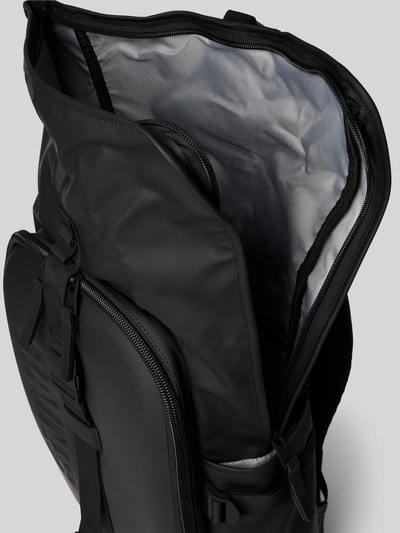 RAINS Rugzak met reliëflogo, model 'Texel' Zwart - 5