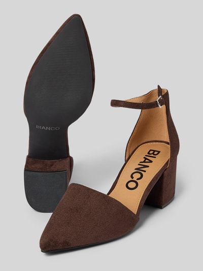 Productfoto, pumps in leerlook met spitse pasvorm, gladde zool, hakhoogte 7 cm, schachthoogte 9 cm, schachtbreedte 3 cm, Schnallenverschluss, Pumps in Leder-Optik mit Schnallenverschluss van BIANCO.