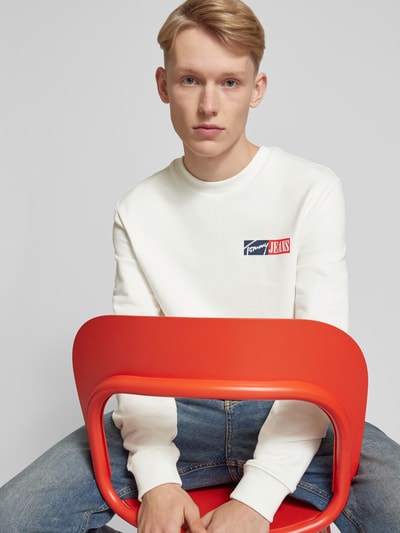 Tommy Jeans Bluza z nadrukiem z logo Złamany biały 3