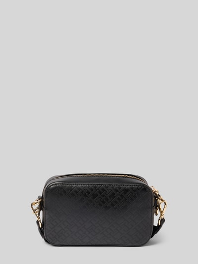 Tommy Hilfiger Kameratasche mit großflächiger Logo-Prägung Black 4