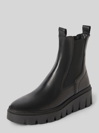 Produktfoto, schwarze Chelseas aus echtem Rindsleder von Tamaris, glatte Oberfläche, markante Profilsohle, Damen Chelseas von Tamaris