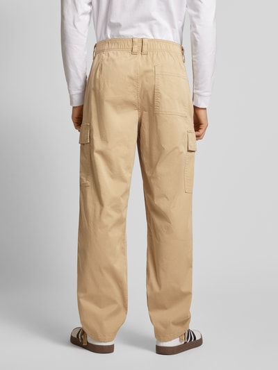 Calvin Klein Jeans Regular Fit Cargohose mit elastischem Bund Sand 5