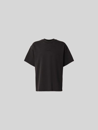 Produktfoto, Relaxed Fit T-Shirt mit Logo-Stitching von WON HUNDRED, schwarze reine Baumwolle, Rundhalsausschnitt, kurzärmeliges Design