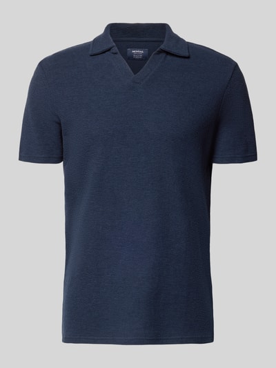 Produktfoto, Regular Fit Poloshirt aus Baumwoll-Mix von MCNEAL, granatowy, ścieg waflowy, wykładany kołnierz, dekolt w serek, mieszanka bawełny i elastanu, krótki rękaw, długość tyłu w rozmiarze M 69 cm