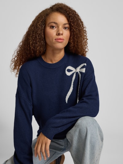 Review Oversized gebreide pullover met ronde hals Marineblauw gemêleerd - 3