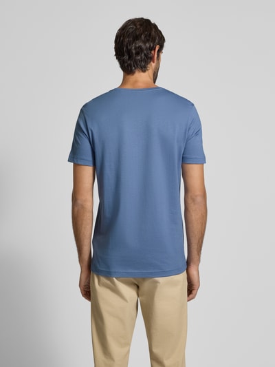 Christian Berg Men T-Shirt mit V-Ausschnitt Jeansblau 5