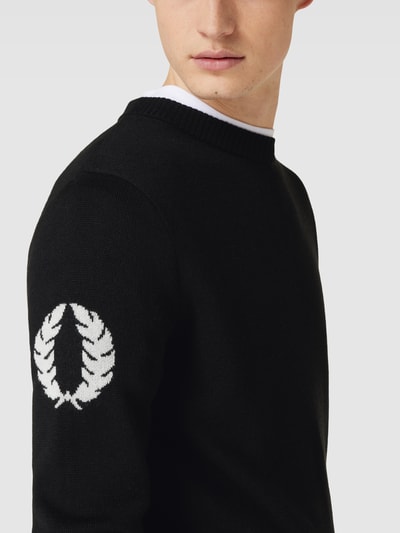 Fred Perry Sweter z dzianiny z detalem z logo model ‘Laurel’ Czarny 3