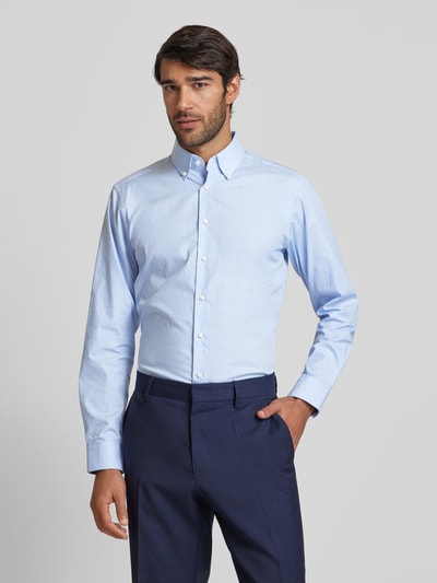 Christian Berg Men Koszula biznesowa o kroju regular fit z kołnierzykiem typu button down Błękitny 4