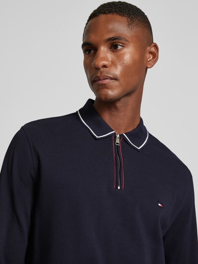 Tommy Hilfiger Slim Fit Poloshirt mit Label-Stitching Marine 3